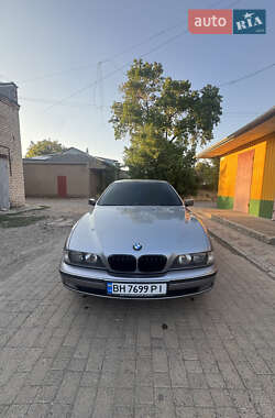 Седан BMW 5 Series 1997 в Снигиревке