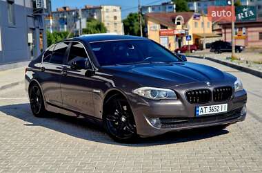 Седан BMW 5 Series 2012 в Калуші