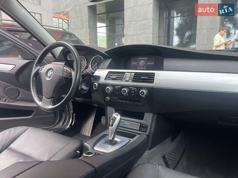 Універсал BMW 5 Series 2009 в Києві фото 27 Універсал BMW 5 Series 2009 в Києві