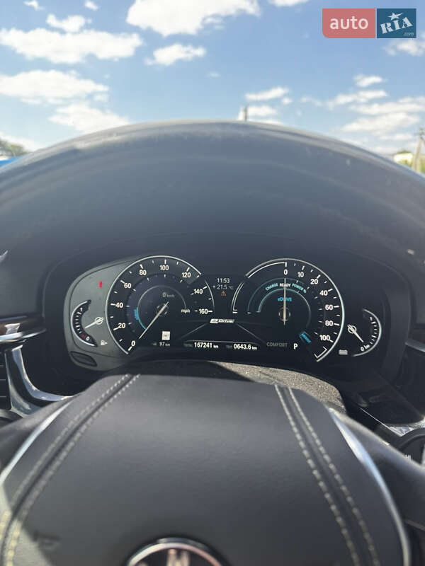 Седан BMW 5 Series 2018 в Львове