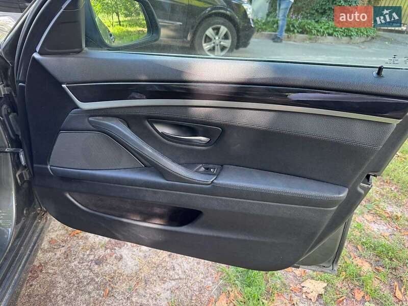 Універсал BMW 5 Series 2015 в Києві