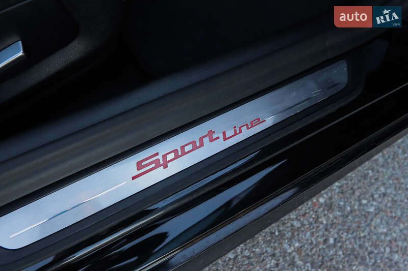 Седан BMW 5 Series 2019 в Львове