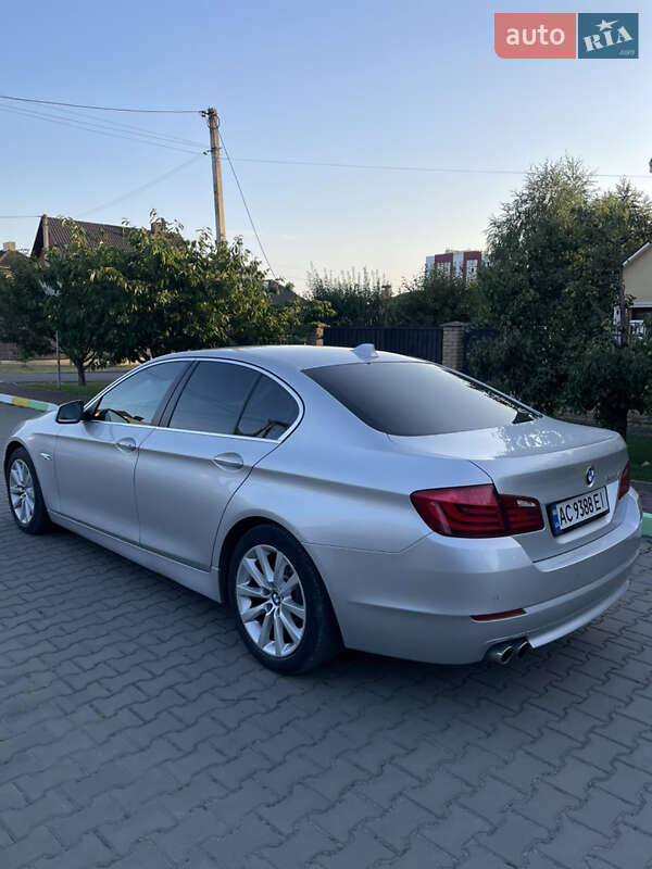 Седан BMW 5 Series 2010 в Луцке