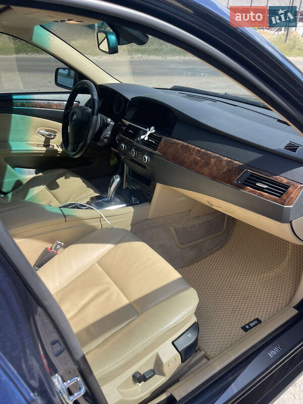 Седан BMW 5 Series 2007 в Чернігові