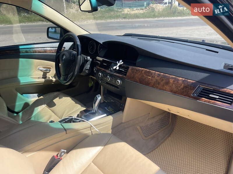Седан BMW 5 Series 2007 в Чернігові