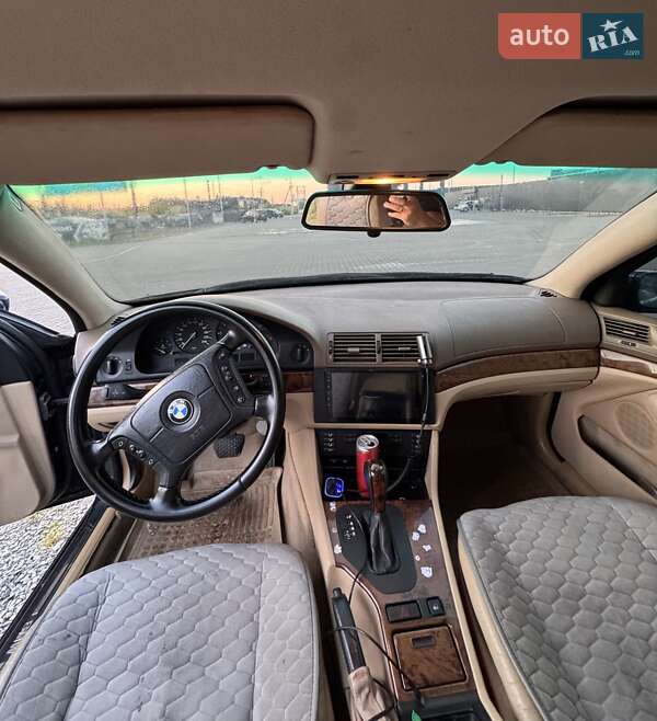 Седан BMW 5 Series 2001 в Винниках фото 7 Седан BMW 5 Series 2001 в Винниках
