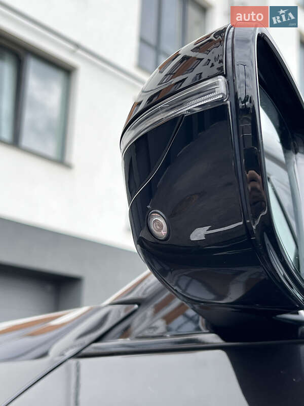 Седан BMW 5 Series 2017 в Рівному