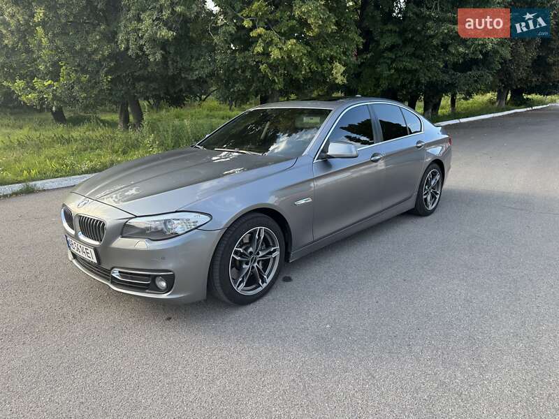 Седан BMW 5 Series 2013 в Хмільнику