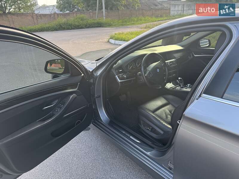 Седан BMW 5 Series 2013 в Хмільнику