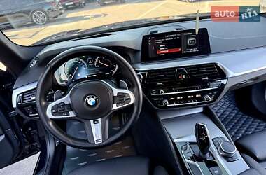 Седан BMW 5 Series 2017 в 