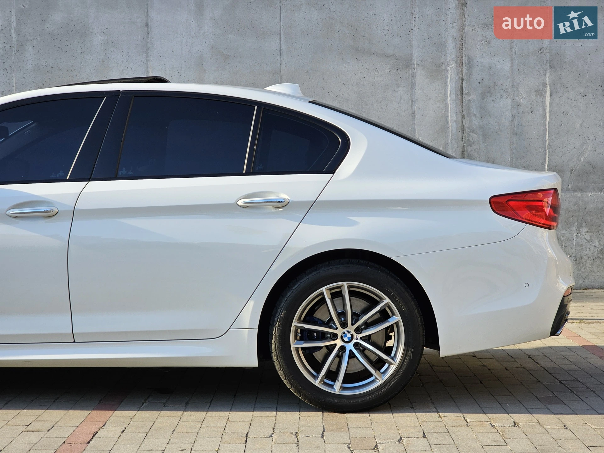 2017 BMW 5er - мініатюра 14