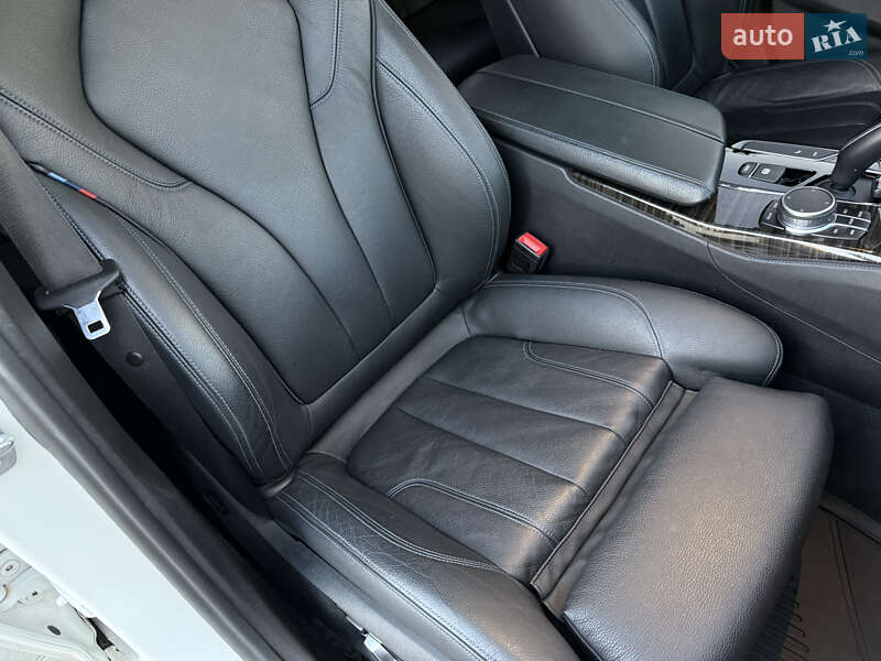 Седан BMW 5 Series 2019 в Вінниці фото 77 Седан BMW 5 Series 2019 в Вінниці