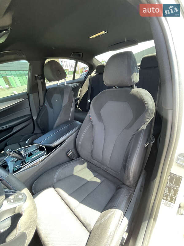 Седан BMW 5 Series 2018 в Хмельницком фото 18 Седан BMW 5 Series 2018 в Хмельницком