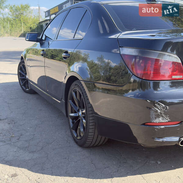 Седан BMW 5 Series 2005 в Краматорську