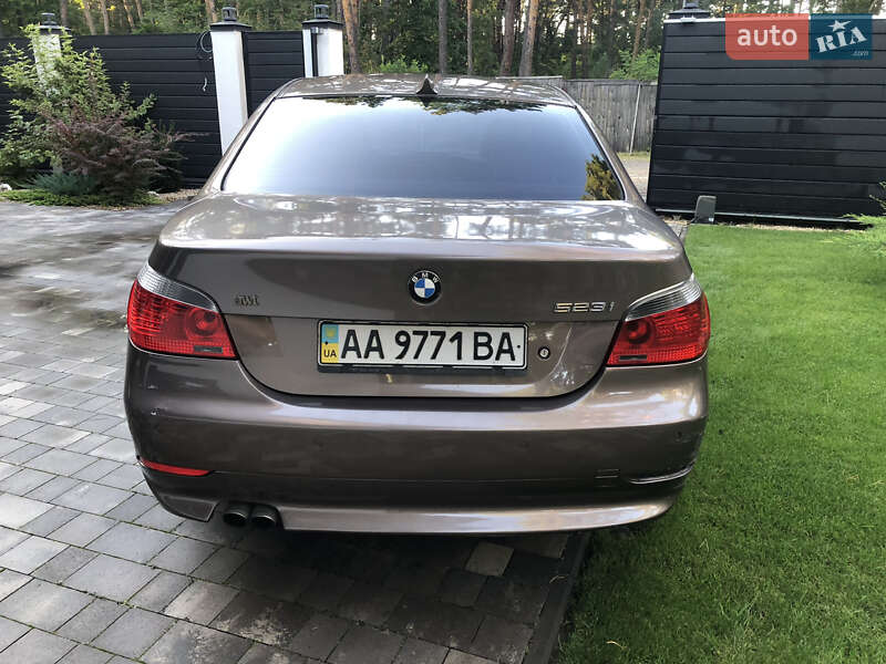Седан BMW 5 Series 2005 в Киеве фото 5 Седан BMW 5 Series 2005 в Киеве