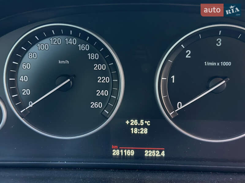 Седан BMW 5 Series 2012 в Первомайске фото 27 Седан BMW 5 Series 2012 в Первомайске