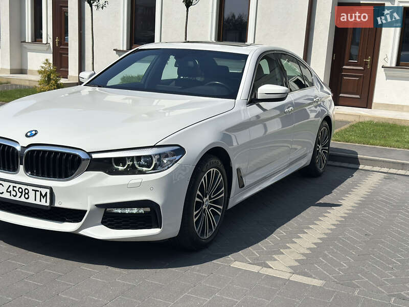 Седан BMW 5 Series 2017 в Львове