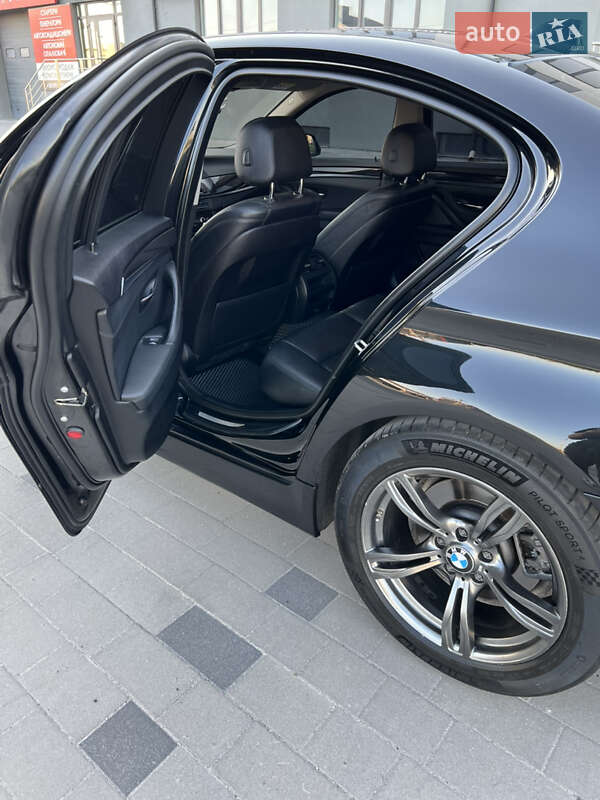 Седан BMW 5 Series 2013 в Тернополі