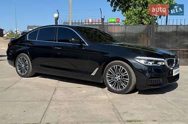 Седан BMW 5 Series 2017 в Киеве