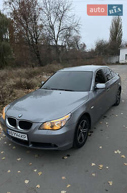 Седан BMW 5 Series 2004 в 