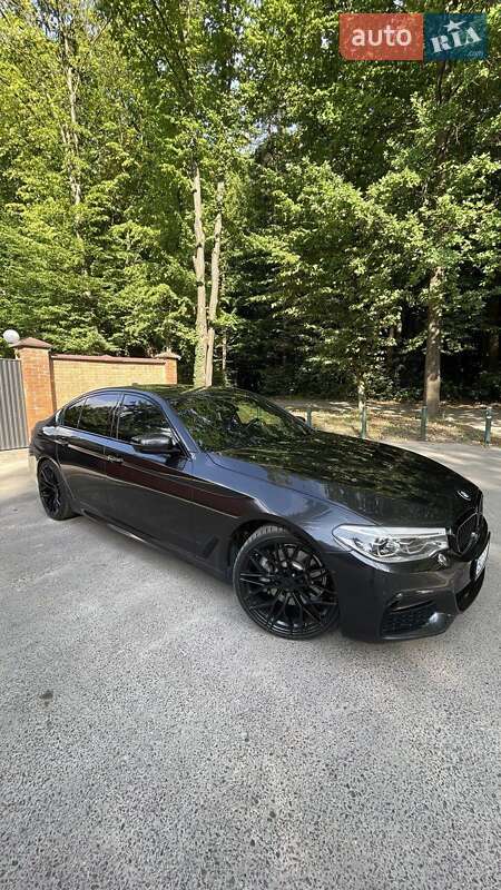Седан BMW 5 Series 2017 в Львове