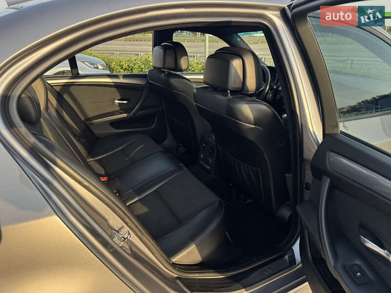 Седан BMW 5 Series 2007 в Житомире