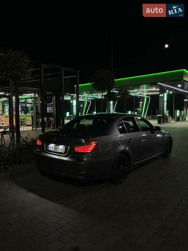 Седан BMW 5 Series 2007 в Житомире