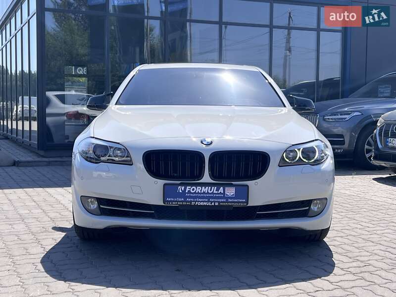 Седан BMW 5 Series 2013 в Нововолинську