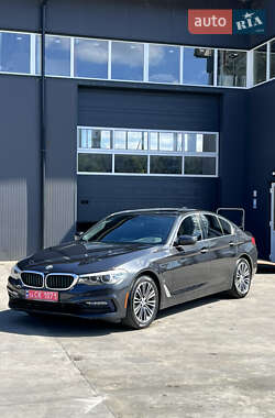 Седан BMW 5 Series 2018 в Львове