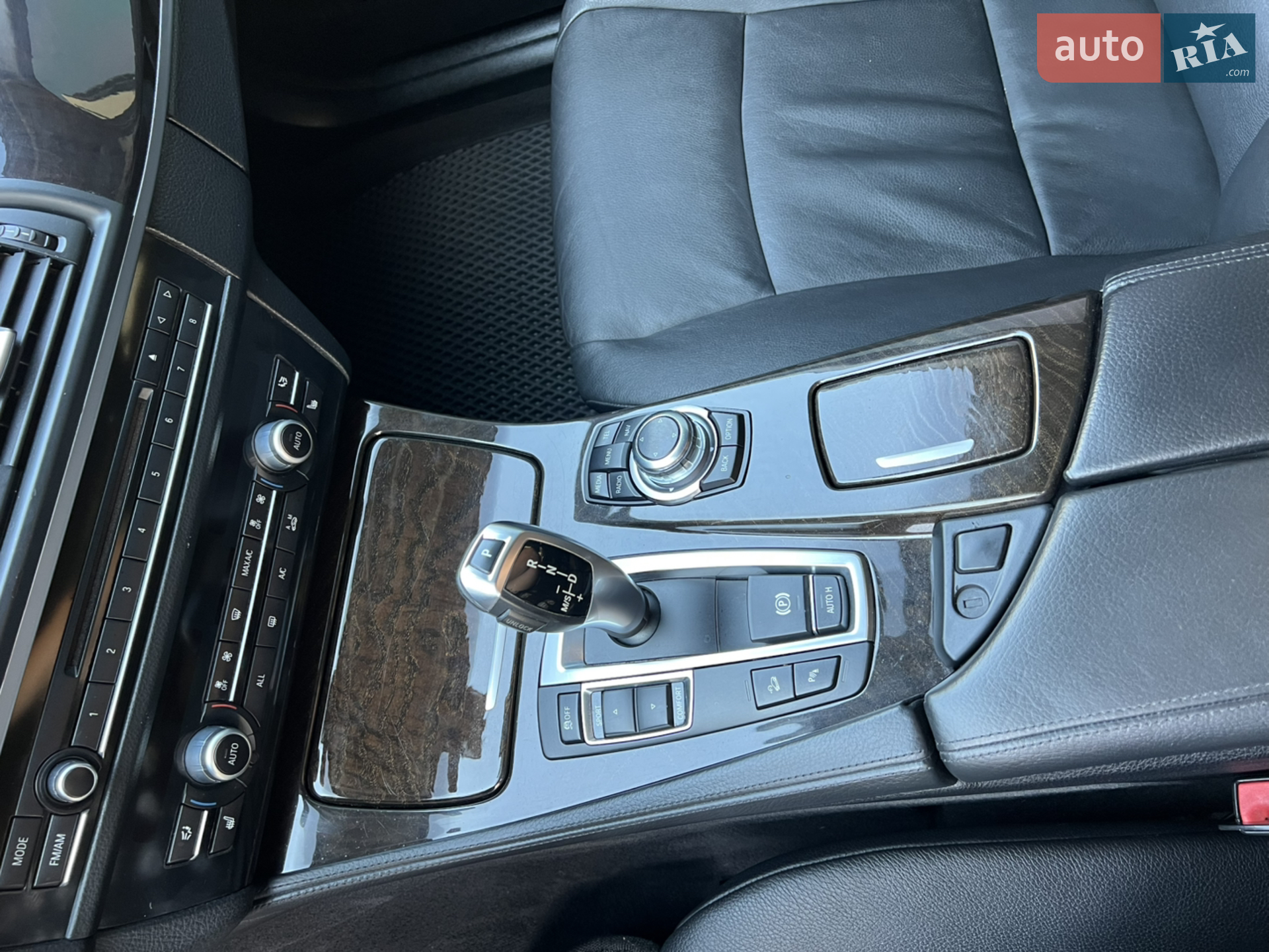 2013 BMW 5er - мініатюра 30