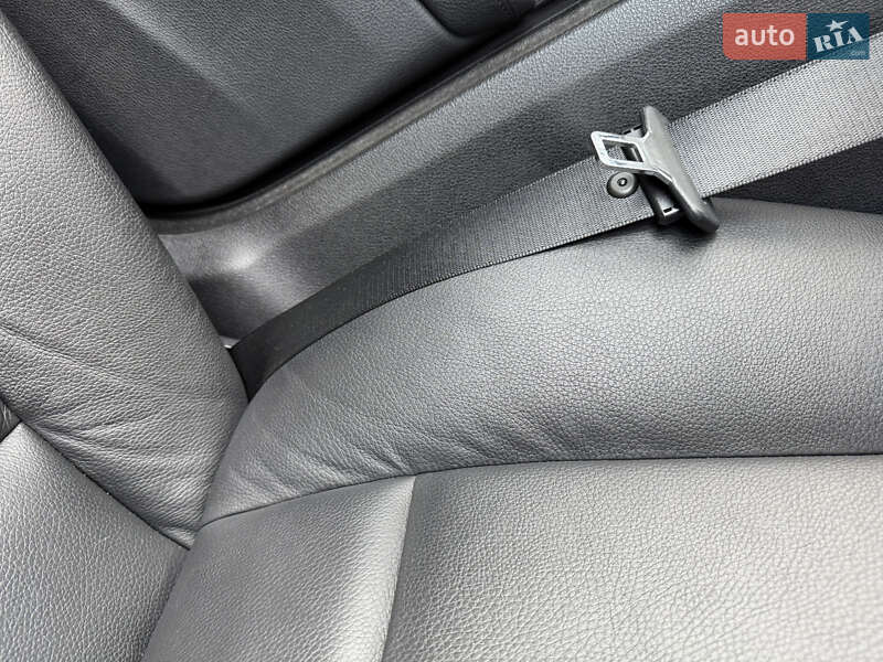 Седан BMW 5 Series 2013 в Киеве фото 32 Седан BMW 5 Series 2013 в Киеве