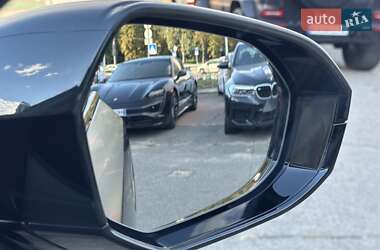 Седан BMW 5 Series 2023 в 