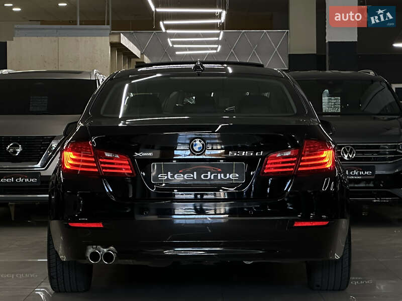 Седан BMW 5 Series 2015 в Миколаєві