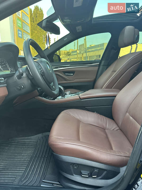 Седан BMW 5 Series 2013 в Киеве фото 27 Седан BMW 5 Series 2013 в Киеве