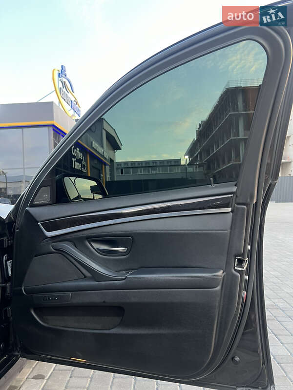 Седан BMW 5 Series 2014 в Харькове