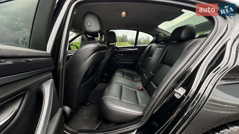 Седан BMW 5 Series 2016 в Киеве