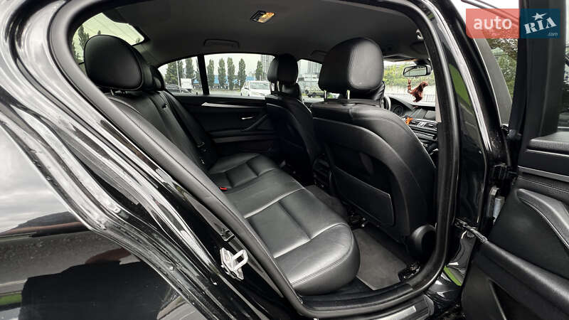 Седан BMW 5 Series 2016 в Киеве