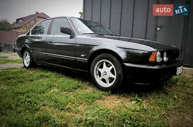 Седан BMW 5 Series 1995 в Стрые