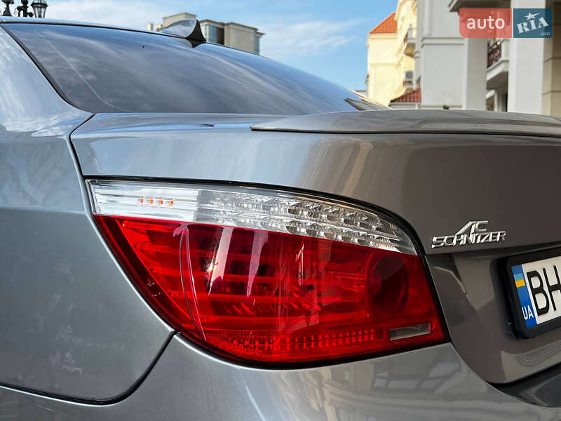 Седан BMW 5 Series 2004 в Одессе