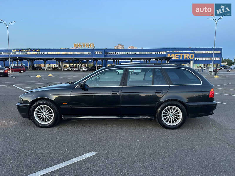 Универсал BMW 5 Series 2000 в Киеве