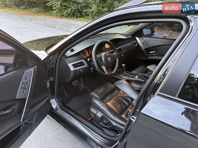 Універсал BMW 5 Series 2004 в Рівному