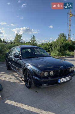 Седан BMW 5 Series 1989 в Хмельницком
