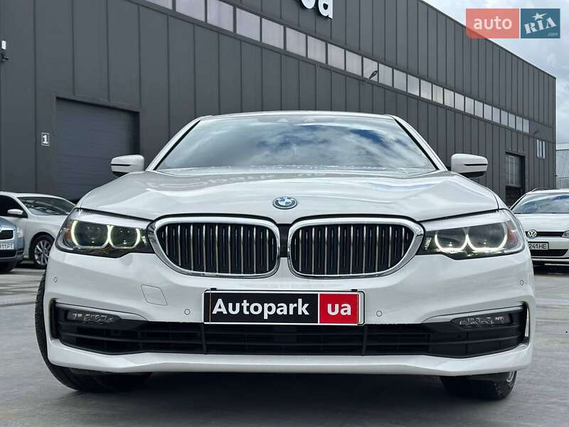 Седан BMW 5 Series 2018 в Львове