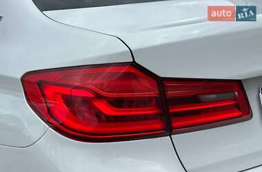 Седан BMW 5 Series 2018 в 