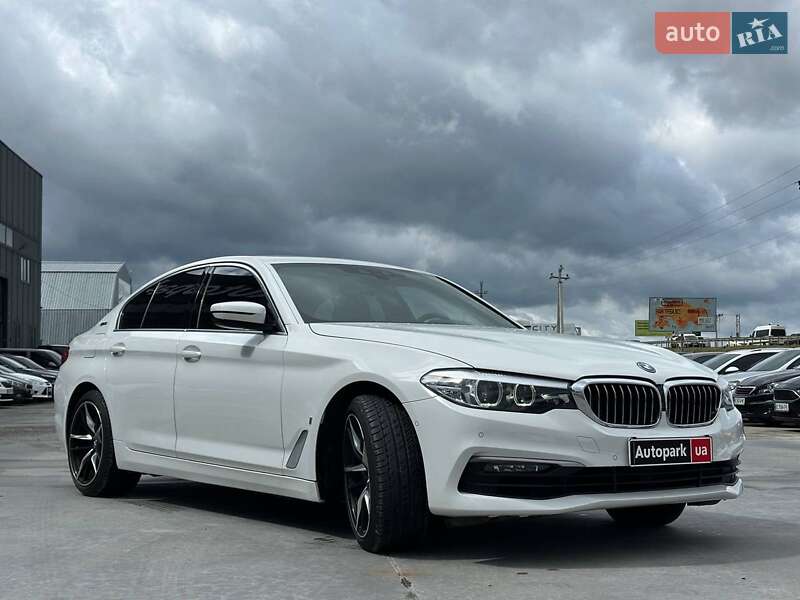 Седан BMW 5 Series 2018 в Львове
