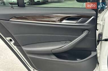 Седан BMW 5 Series 2018 в 