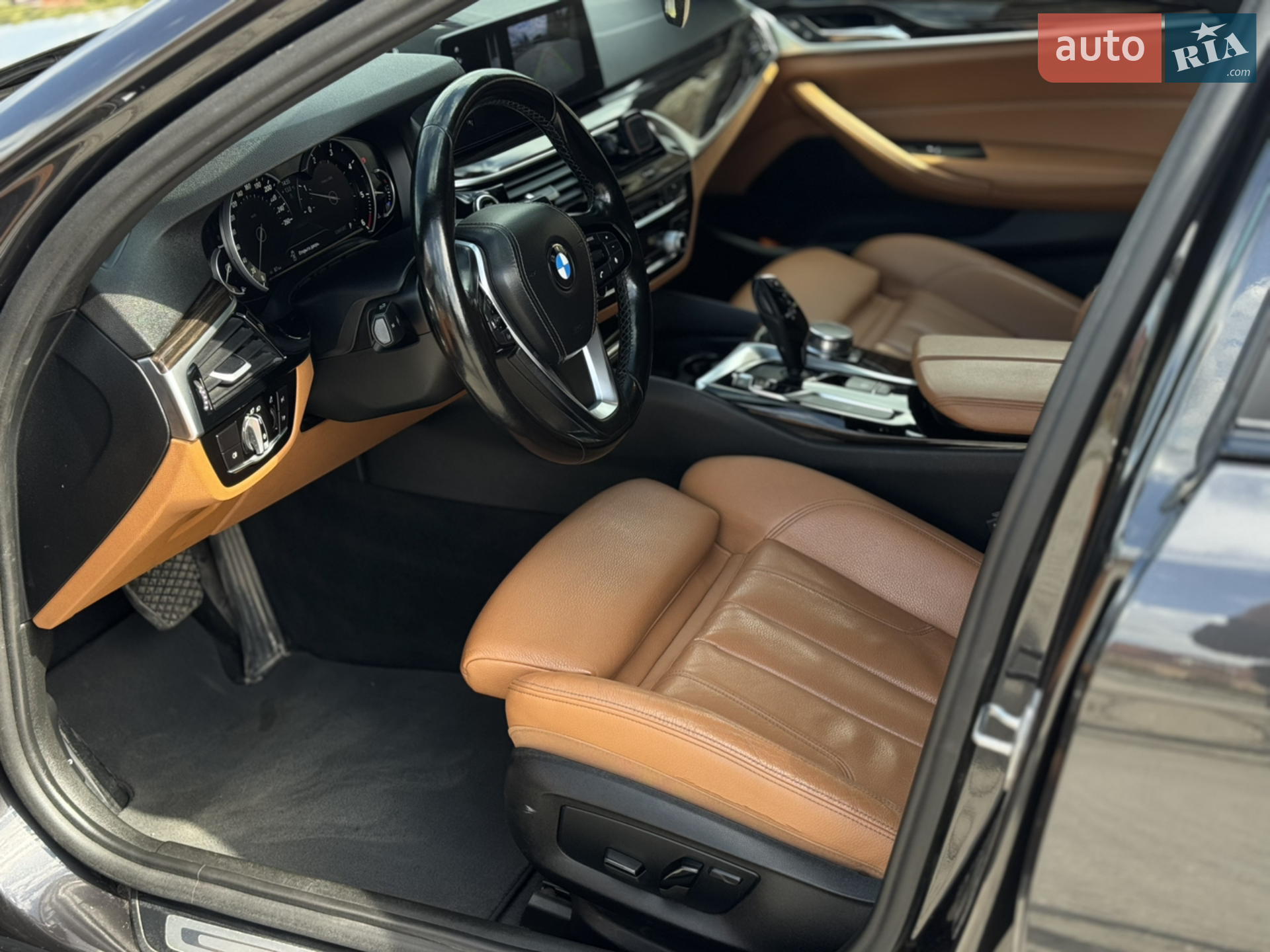 2017 BMW 5er - мініатюра 16