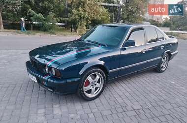Седан BMW 5 Series 1988 в Олександрії