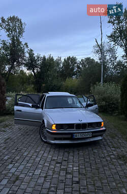 Седан BMW 5 Series 1989 в Чернигове
