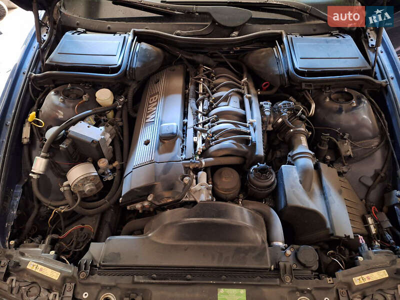 Седан BMW 5 Series 1996 в Львове